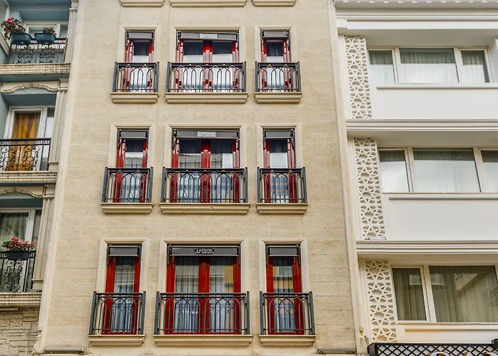 La Porte De Taksim 4*